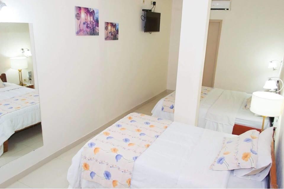 Hotel Del Sur San Lorenzo Εξωτερικό φωτογραφία